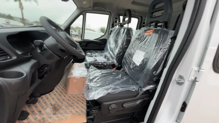 IVECO DAILY 35C14 2.3 L136CV 3750MM 7POSTI - immagine 5