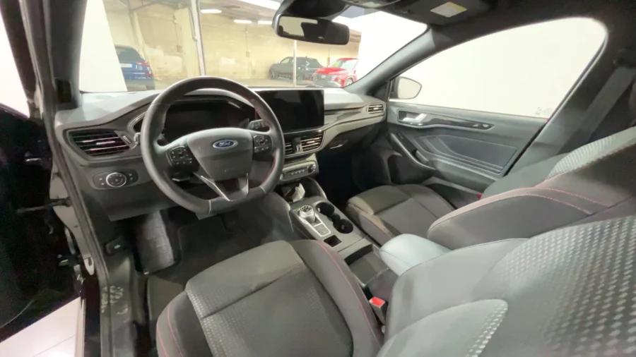 FORD FOCUS 1.5 ECOBLUE ST-LINE 115CV AUTO - immagine 9