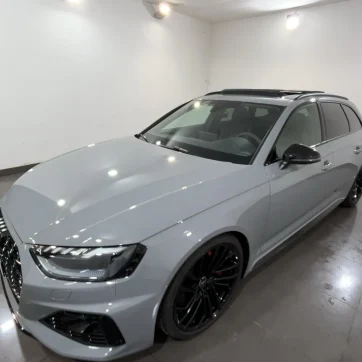 AUDI RS4 AVANT 2.9 331 KW V6 24V TFSI QUATTRO