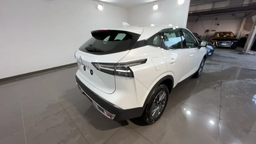 NISSAN QASHQAI 1.3 MHEV ACENTA 2WD 140CV - immagine 3