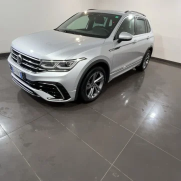 VOLKSWAGEN TIGUAN 2.0 TDI R.LINE 150CV DSG