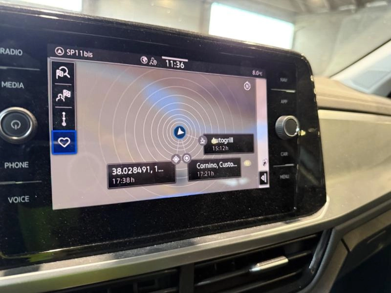 VOLKSWAGEN T-ROC 2.0 TDI LIFE 150CV DSG - immagine 9