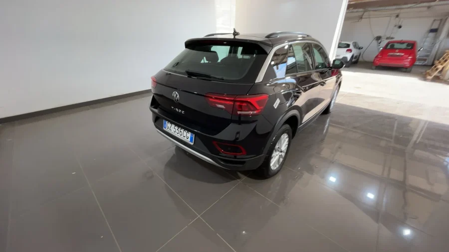 VOLKSWAGEN T-ROC 2.0 TDI LIFE 115CV - immagine 3