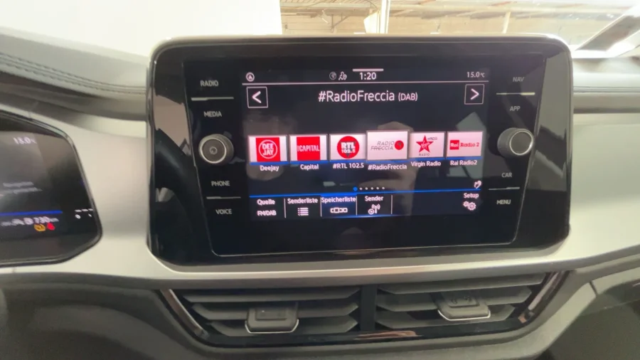 VOLKSWAGEN T-ROC 2.0 TDI LIFE 115CV - immagine 10