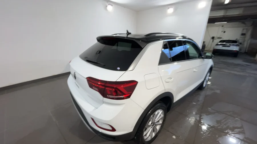 VOLKSWAGEN T-ROC 2.0 TDI EDITION PLUS 150CV DSG - immagine 3