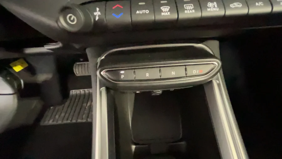 JEEP AVENGER 1.2 TURBO E-HYBRID MHEV UPLAND 4 - immagine 10