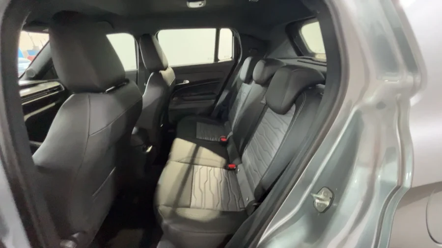JEEP AVENGER 1.2 TURBO E-HYBRID MHEV UPLAND 4 - immagine 7