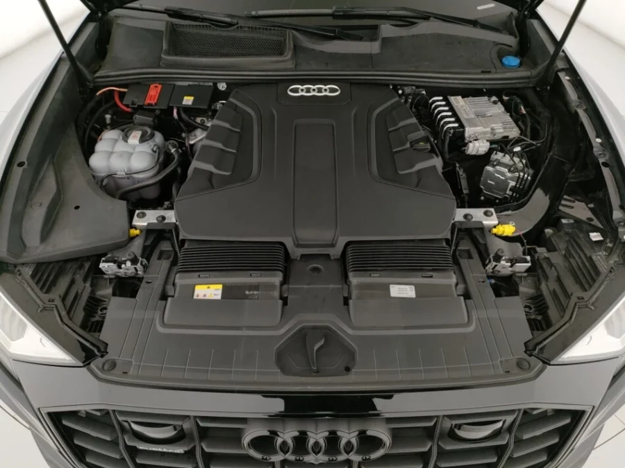 AUDI Q8 50 3.0 TDI MHEV SPORT QUATTRO - immagine 10