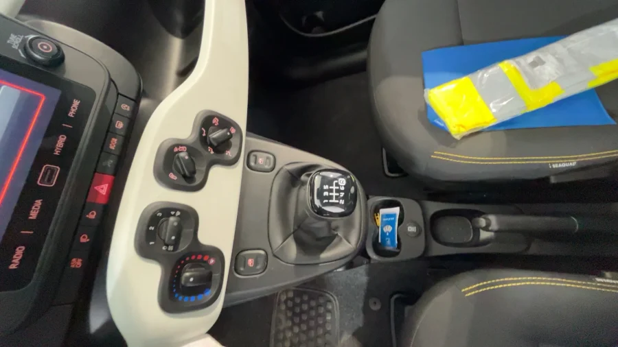 FIAT PANDINA CROSS 1.0 FIREFLY HYBRID S&S 70CV - immagine 11