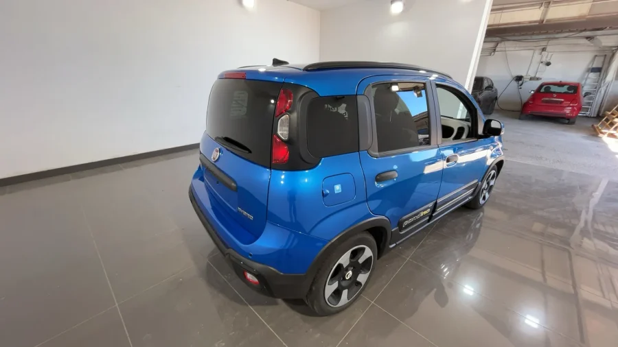 FIAT PANDINA CROSS 1.0 FIREFLY HYBRID S&S 70CV - immagine 3