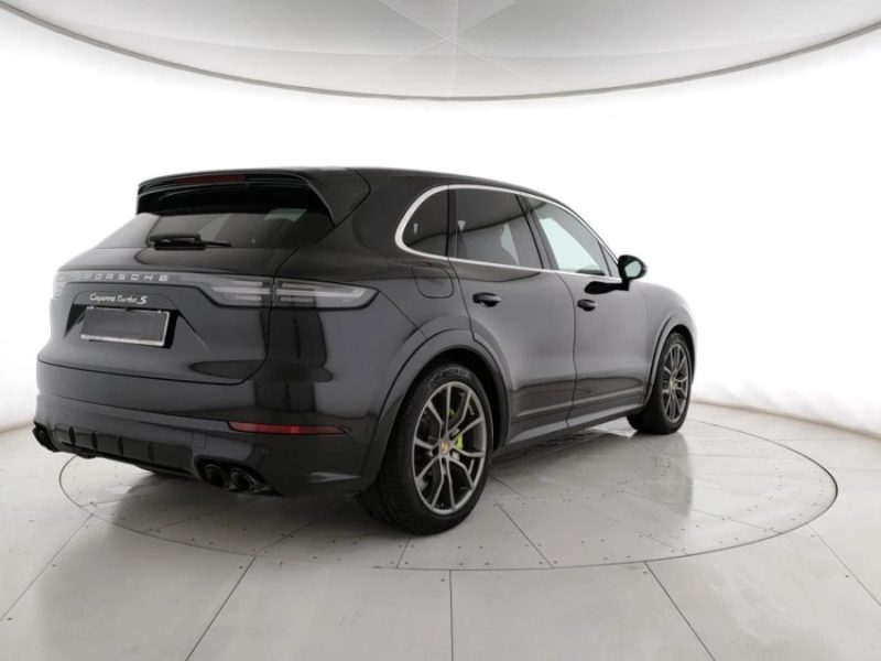 PORSCHE CAYENNE 4.0 TURBO S E-HYBRID TIPTRONIC - immagine 4