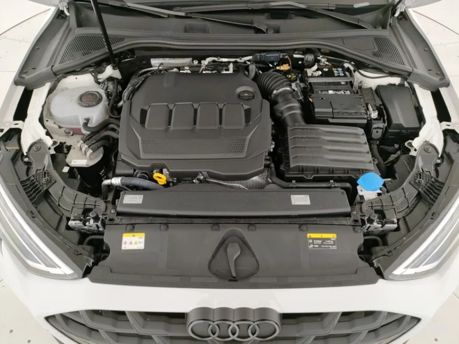 AUDI A3 SPORTBACK 2.0 TDI S LINE EDITION 150V S-TRONIC - immagine 9