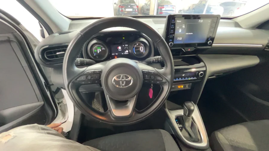 TOYOTA YARIS CROSS 1.5 ACTIVE FWD 115CV E-CVT - immagine 12