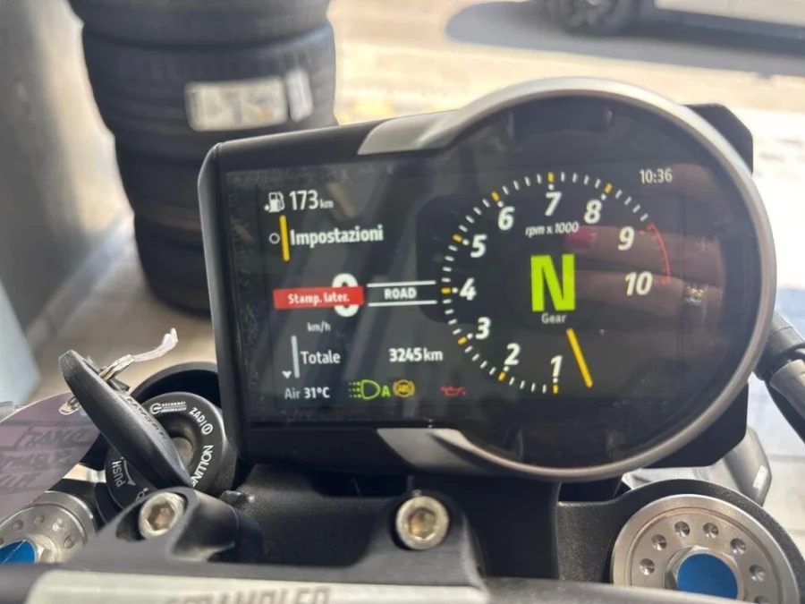 🏍️ DUCATI SCRAMBLER 800 NIGHTSHIFT - immagine 5
