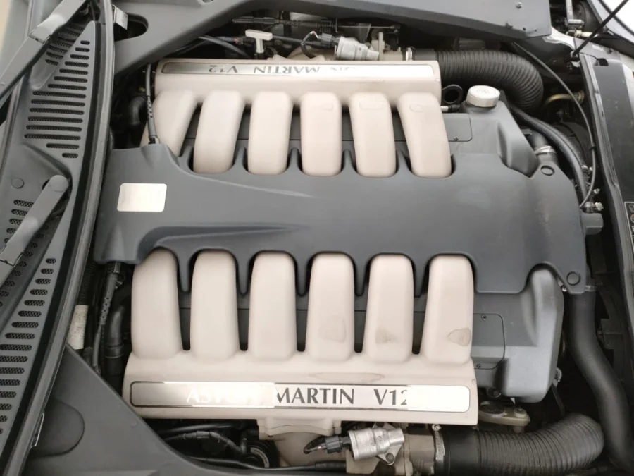 ASTON MARTIN DB7 VANTAGE COUPÉ 6.0 V12 – 420 CV - immagine 14