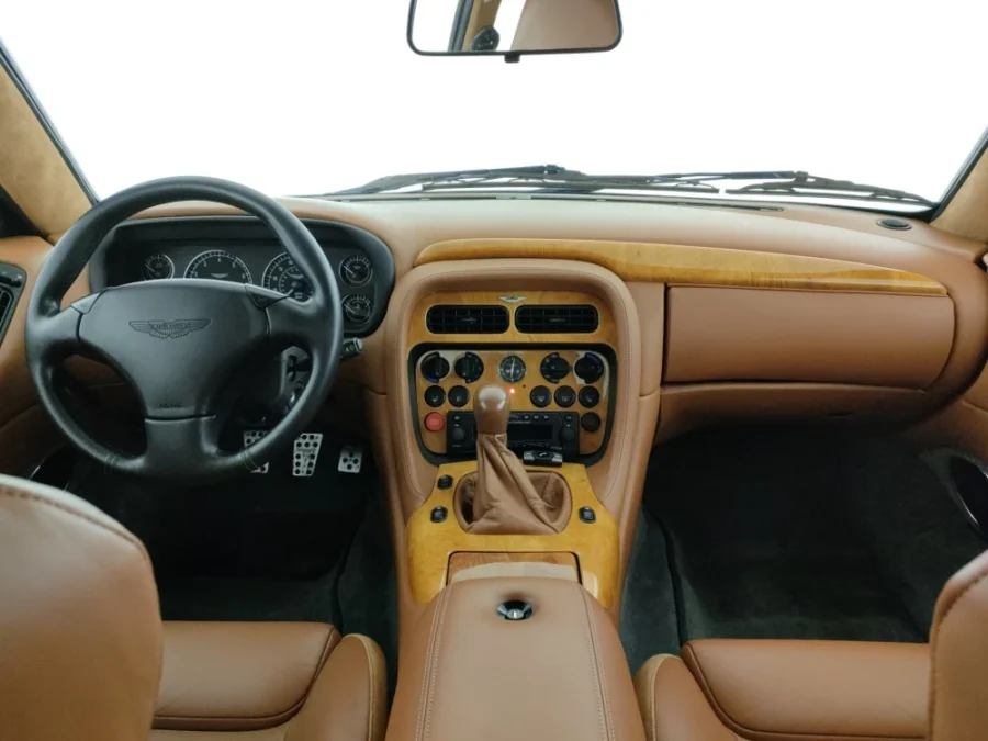 ASTON MARTIN DB7 VANTAGE COUPÉ 6.0 V12 – 420 CV - immagine 4